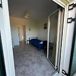 Seapine Apartment *