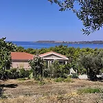 Seapine Apartment