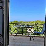 Seapine Apartment