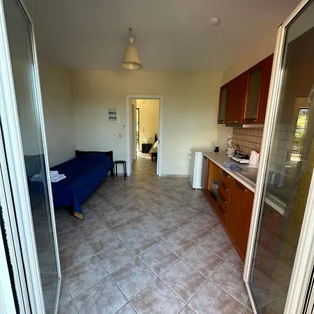 Seapine Lassi (Kefalonia)