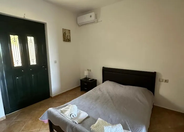 Seapine * Lassi (Kefalonia)